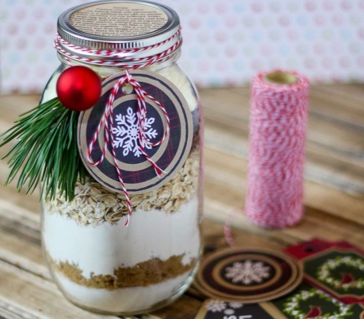 51 Easy Christmas Treats To Make This Year - Suburban Simplicity