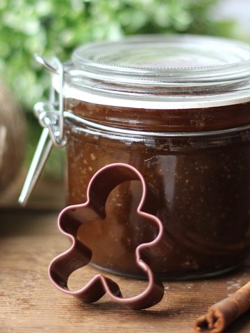 Gingerbread sugar scrub in a jar.