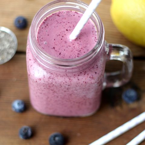 Simple Blueberry Lemon Smoothie 