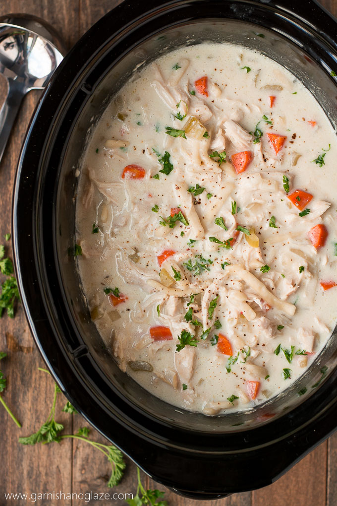 Enjoy these hearty family friendly crockpot soup and stew recipes this season.  They're easy to make dinner ideas that feed a crowd.