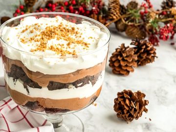 Easy Chocolate Trifle Recipe - Suburban Simplicity