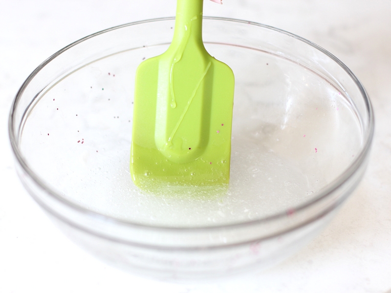 How to make slime for kids with clear glue.