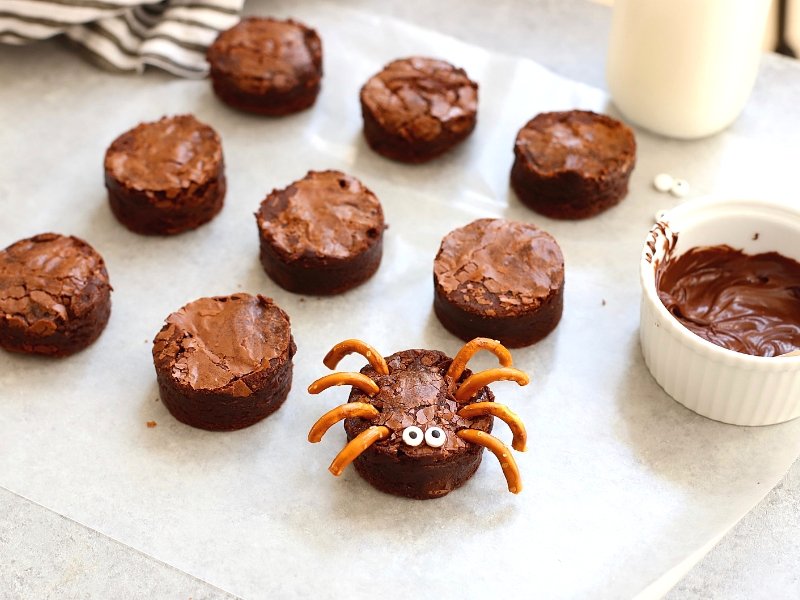 Brownie Spiders for Halloween.