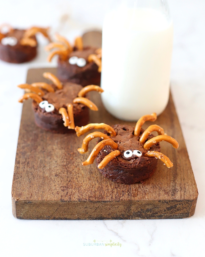 Brownie Spiders That are Spooky Good - Suburban Simplicity