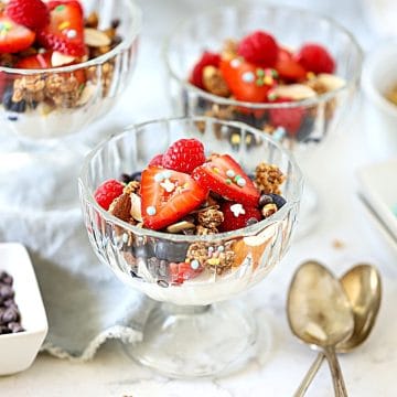 Yogurt sundae in a bowl