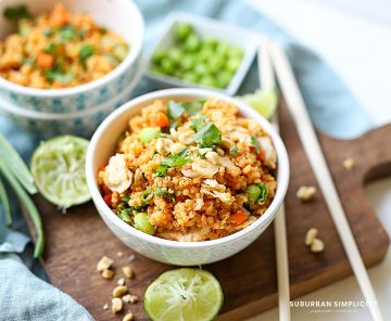 Easy Thai Chicken Quinoa Bowls with Peanut Sauce - Suburban Simplicity