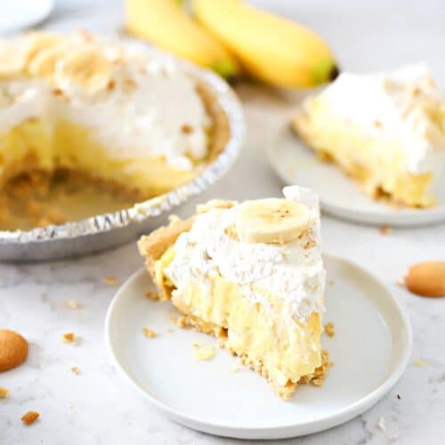 Easy No-Bake Banana Pudding Pie - Suburban Simplicity