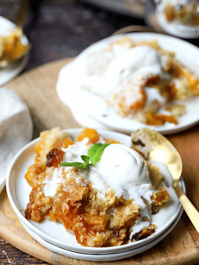 Best Crock Pot Peach Cobbler