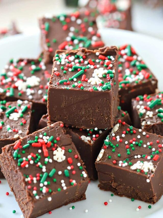 Easy Christmas Fudge Recipe Suburban Simplicity