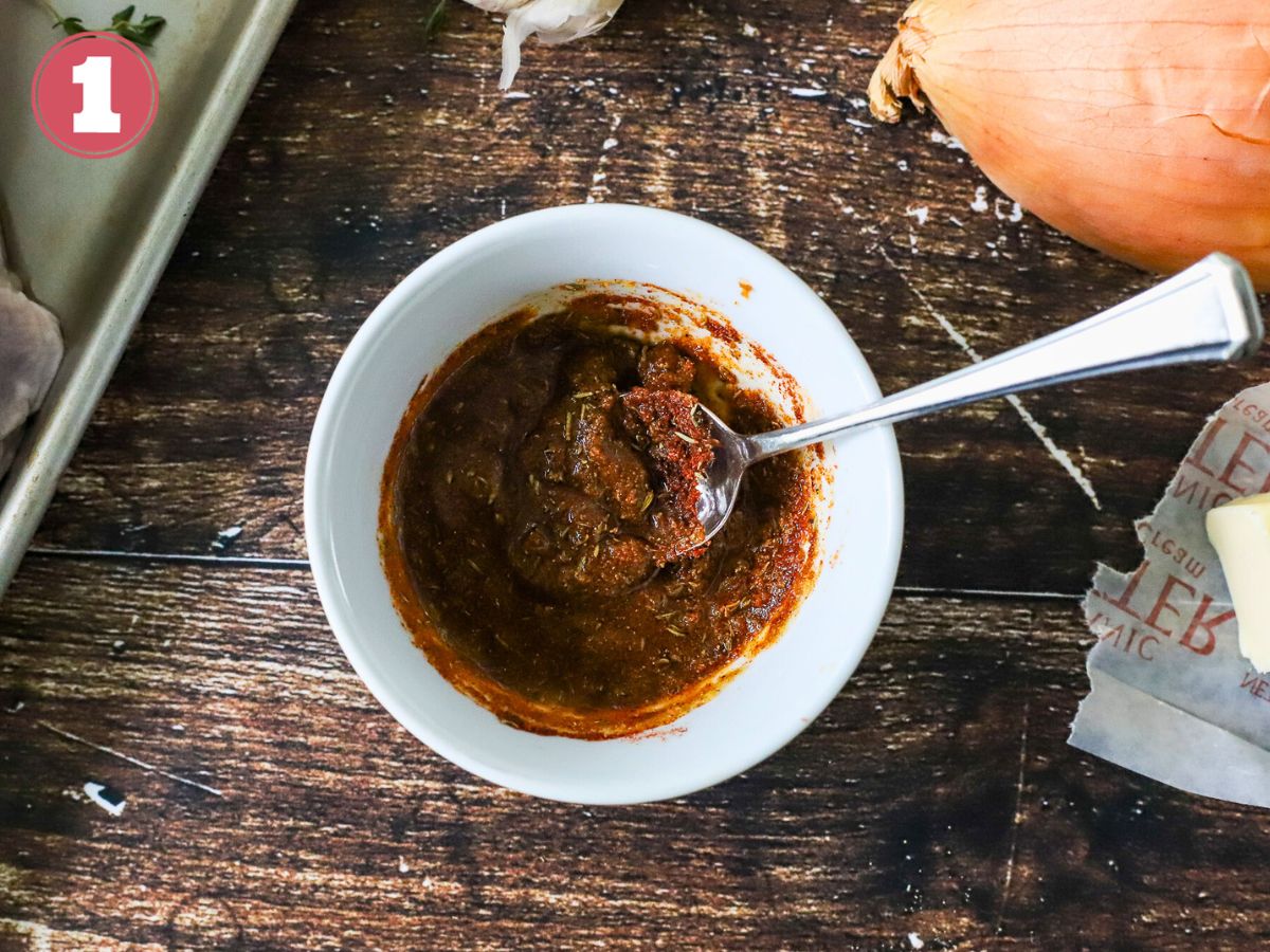 Turkey rub in a bowl with paprika and garlic.