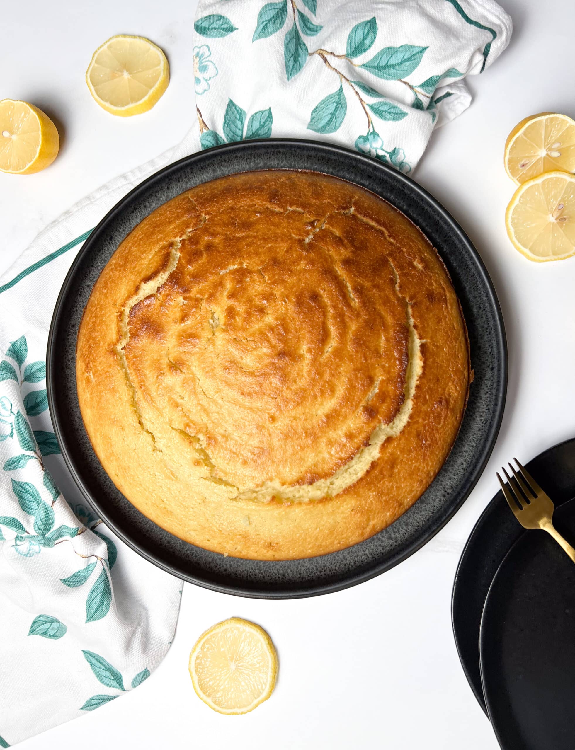 Limoncello Ricotta Cake, dusted with no garnishes