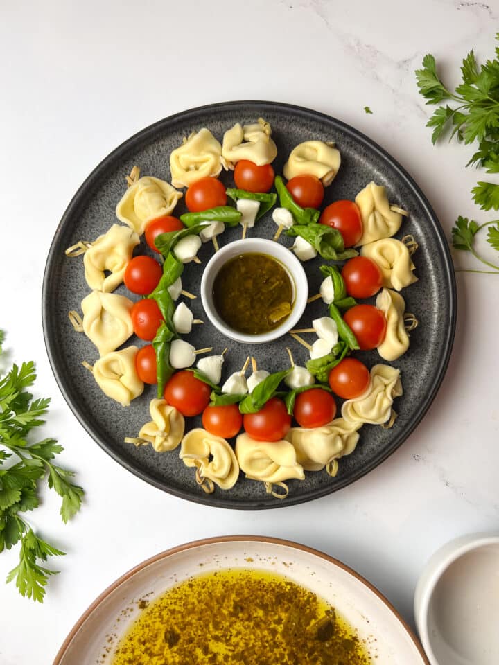 tortellini caprese skewers without any dressing